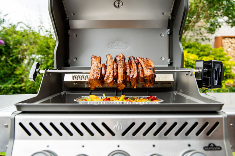 Asador giratorio para barbacoa Napoleon Rogue 425